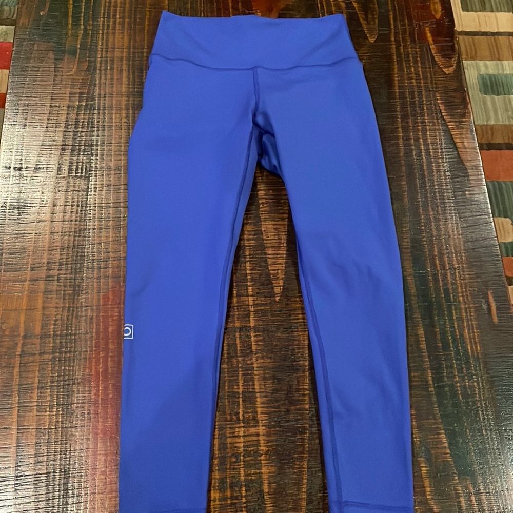 FLEO legging size Large